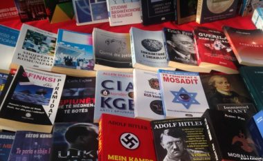 Tekstet anti-semite në tregun e librave, por jo në shkolla