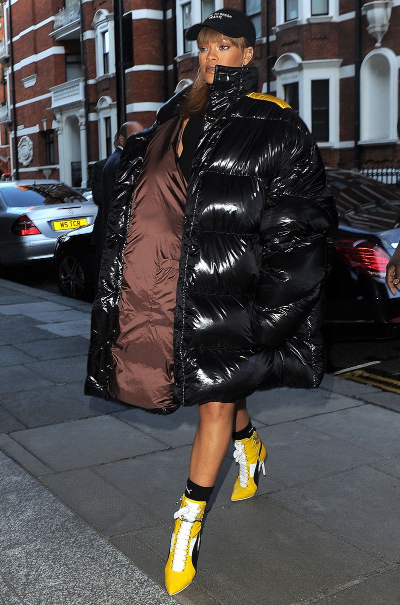 rihanna-puffer-coat-1471888166