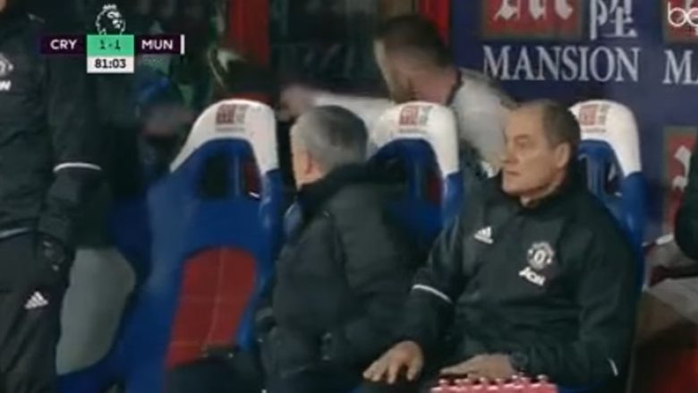 Nevrikoset Rooney, Mourinho: Futbollisti nuk është zemëruar me mua (Video)