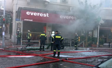 Shpërthim i fuqishëm në një dyqan në Greqi – publikohen pamjet (Video)