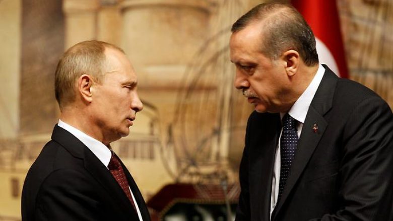 Erdogan e ka sqaruar Putinin për deklaratën për rrëzimin e Asadit