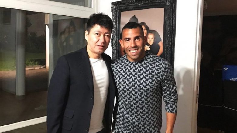 Tevez prezantohet si lojtar i Shanghai Shenhua (Foto)