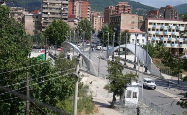 Shqiptarët e veriut akuzojnë Mustafën, Tahirin e Bahtirin për gjendjen në veri, paralajmërojnë protestë
