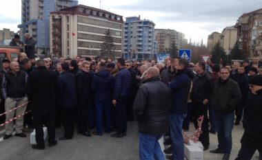 Kërcënojnë veteranët e Mitrovicës: S’do të ketë më protesta të qeta