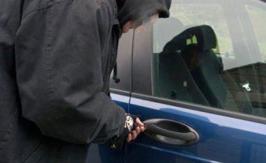 Zihen në flagrancë duke vjedhur një veturë në Fushë Kosovë