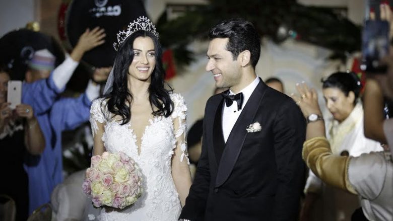 U martua aktori turk i njohur si “Savasi” (Foto/Video)