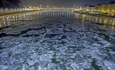 Temperaturat ekstreme, imazhet e Evropës së ngrirë (Foto)