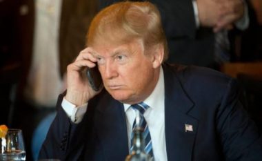 Shërbimet sekrete ia marrin telefonin Donald Trumpit