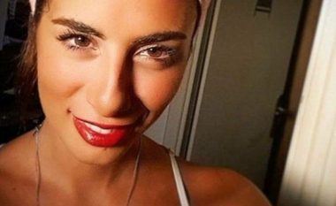 Vajza që u vra në sulmin e Stambollit, e kishte parashikuar vdekjen e vet një ditë më herët në Facebook (Foto)