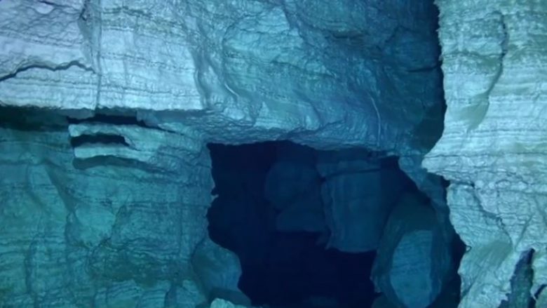 Shpella në të cilën ‘jeton’ fantazma e një vajze (Video)