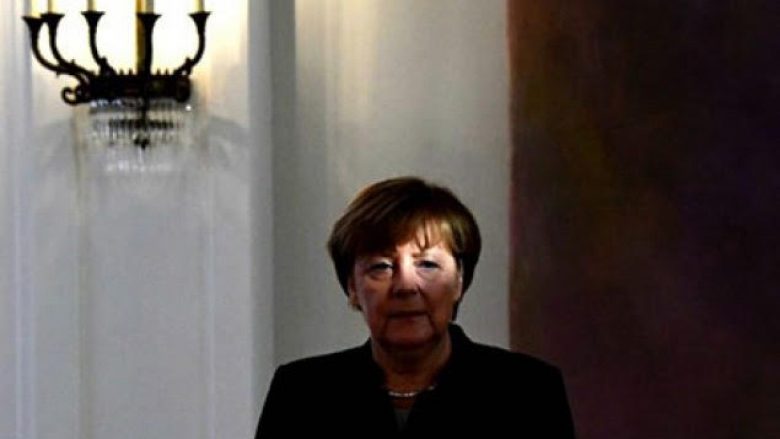 Merkel, kundër Trump për ndalimin e qytetarëve nga vendet myslimane