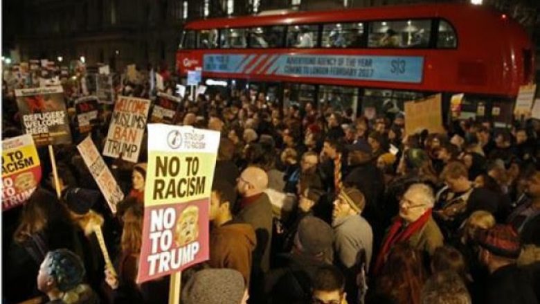 Protesta kundër vendimit të Trumpit edhe në Britani