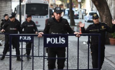 Hetimet mbi sulmin terrorist në Stamboll, paraburgim për 11 persona