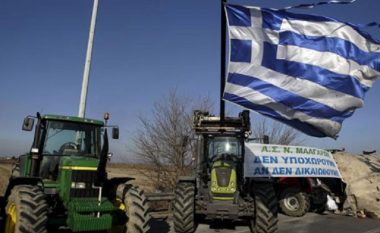 Për të tretën ditë bllokohet kalimi kufitar ‘Evzoni’