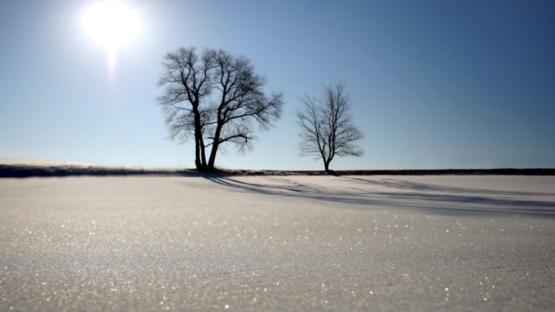 Meteorologët: Nga e mërkura mund të ketë reshje bore