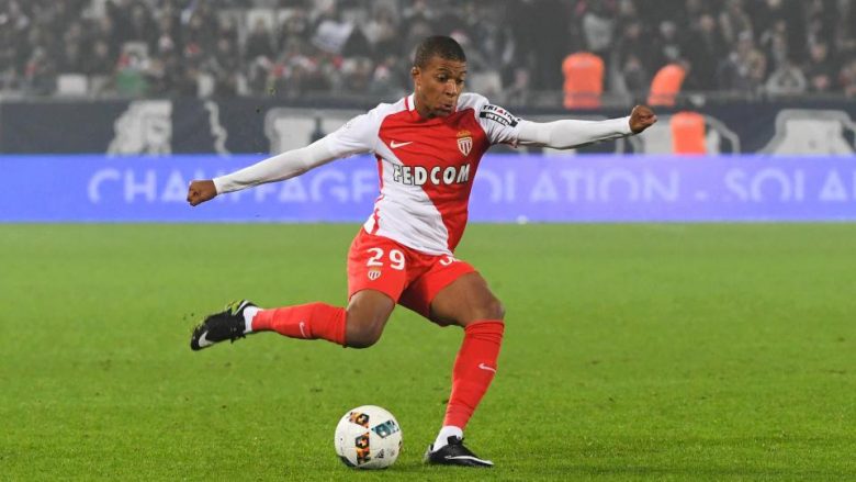 Bayerni rivalizon Dortmundin për talentin Mbappe