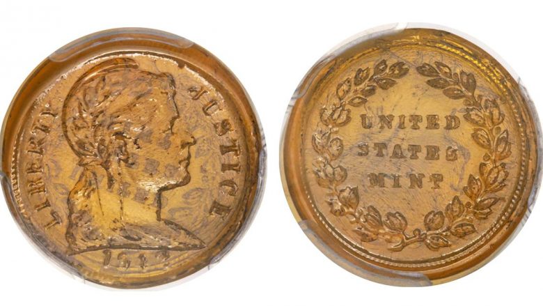 Monedha nga xhami e prodhuar gjatë Luftës së Dytë Botërore, shitet për shumë marramendëse (Foto)