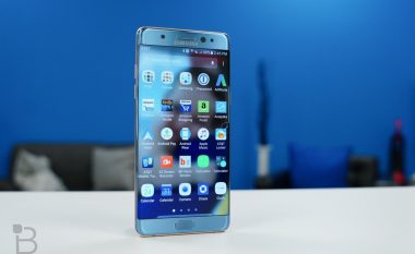 Samsung i merr vesh arsyet e ndezjes në flakë të Note 7