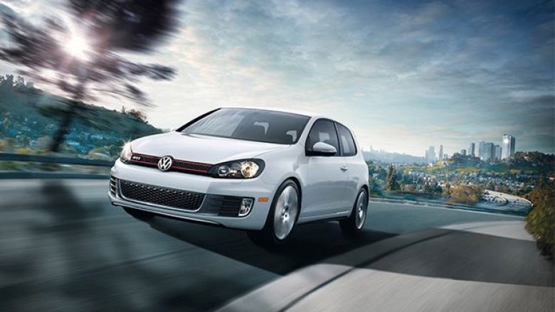 Volkswagen kthen prapa 130 mijë vetura, shkaku i dështimit në sistemin e frenimit ABS (Foto)