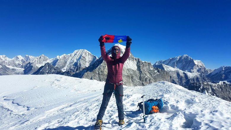 Uta Ibrahimi, alpinistja femër e parë shqiptare që pushton majat e Himalajeve (Foto)