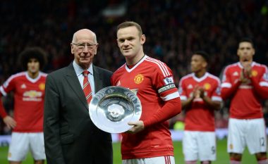 Bobby Charlton i zhgënjyer që humbi rekordin, por edhe i lumtur për Rooneyn që e theu