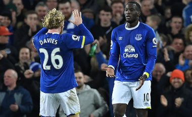 Everton i jep leksion Cityt (Video)