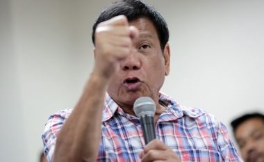 Duterte kërcënon me dekretimin e ligjit ushtarak