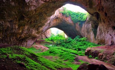 Shpella në Bullgari, ndër më të çuditshmet në botë (Video)