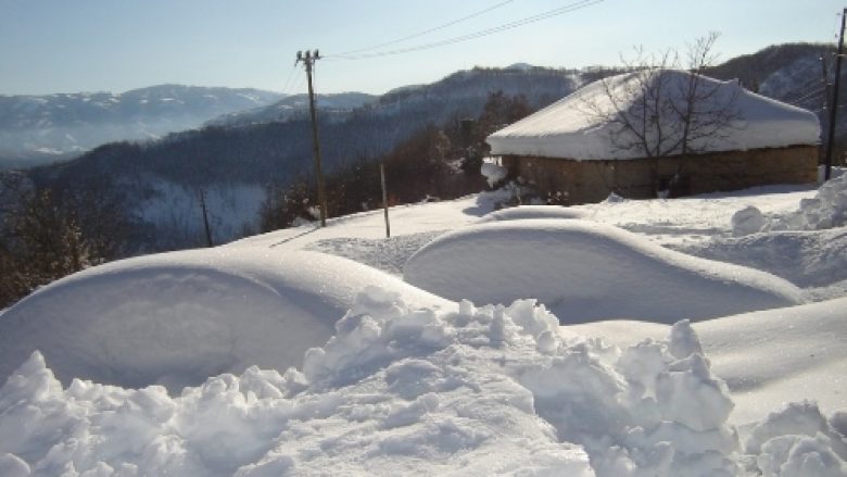 Disa fshatra në rajonin e Likovës mbeten të bllokuar