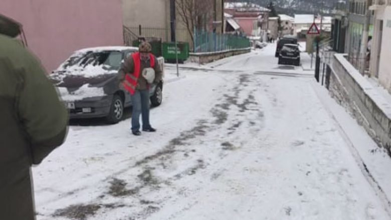 Deri tani tetë viktima nga moti i ftohtë në Shqipëri