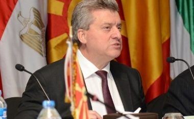 “Topi” përsëri në duart e presidentit Ivanov