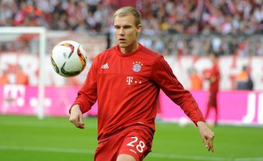 Edhe një skuadër angleze pas Badstuber