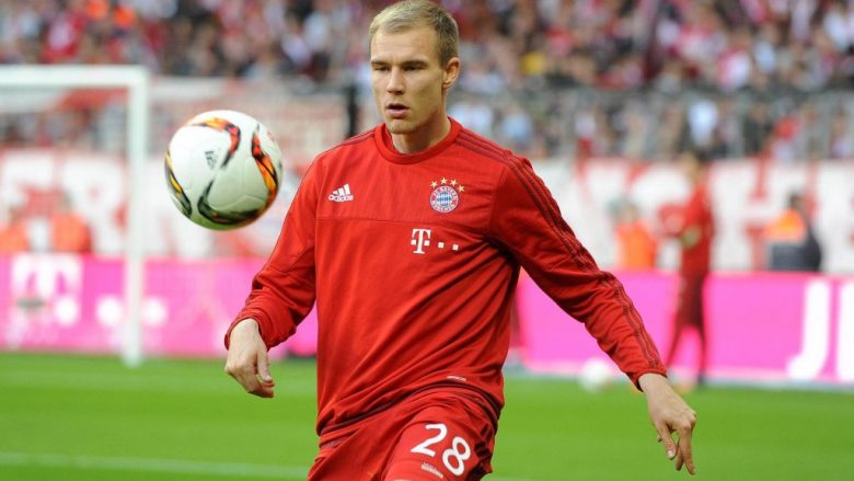 Edhe një skuadër angleze pas Badstuber