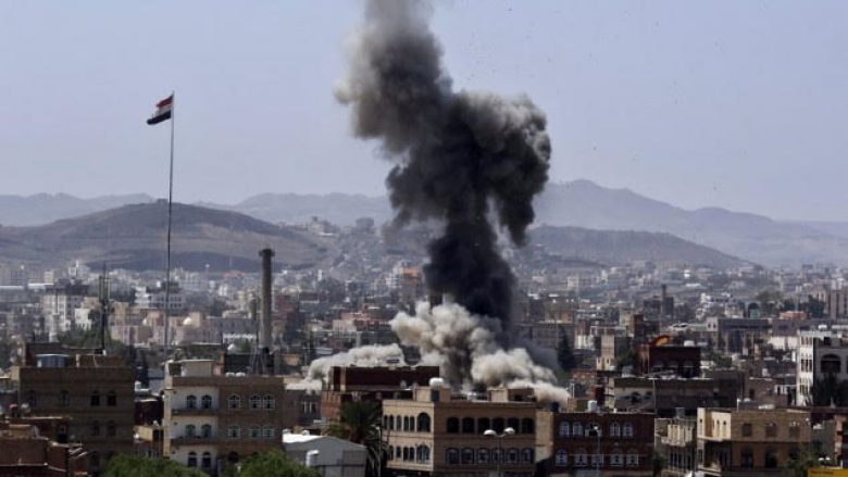 Gjatë përleshjeve në bregun e Jemenit, janë vrarë mbi 100 luftëtarë