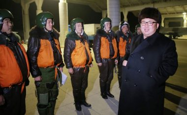 Kim Jong-un: Jemi afër ndërtimit të raketës ndërkontinentale