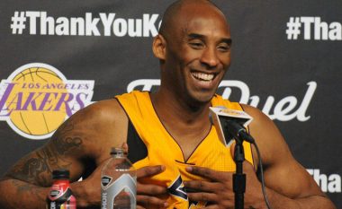 Kobe Bryant i ofron ndihmë Lakersave: Jam gjithmonë një telefonatë larg