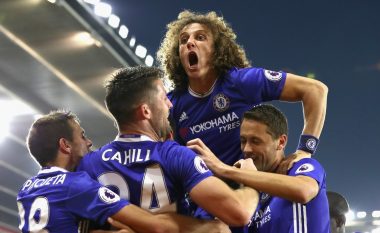 Luiz kalon Chelsean në epërsi me një gol dinak nga gjuajta e lirë (Video)
