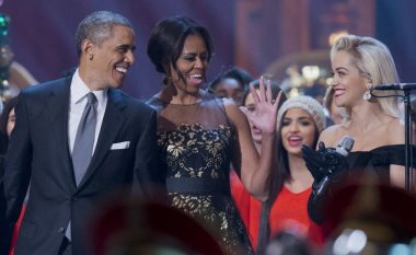 Rita Ora-Barack Obamës: Mos Shko! (Foto)