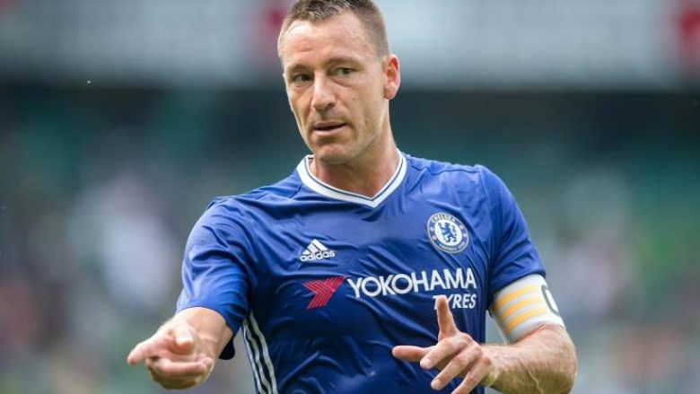 Terry largohet nga Chelsea, por mbetet në Ligën Premier