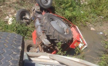 Rrokulliset me traktor, humb jetën gjakovari