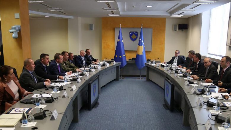 Kosova të ndjekë shembullin e Shqipërisë për investimet e huaja