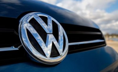 Volkswagen do të tërheq nga tregu mbi 56 mijë automjete në SHBA