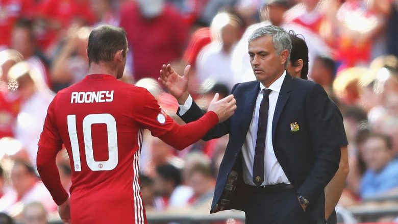 Mourinho: Për lojtarë si Rooney është mëkat që nuk mund të ndalim kohën