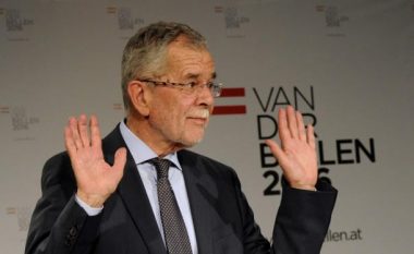 Austri, Van der Bellen bën betimin si kreu i shtetit