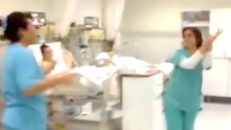 Motrat medicinale filmohen duke vallëzuar dhe qeshur, para pacientëve që luftonin për jetë në dhomën intensive (Foto/Video)