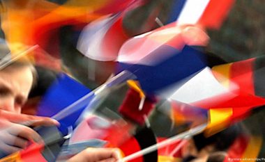 Gjermania dhe Franca shtyjnë përpara Eurozonën