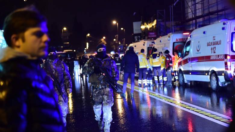 Vrasësi i klubit të natës në Stamboll zbulon në gjyq detaje: Qëllimi im ka qenë të vrasë të krishterët gjatë festës së tyre (Foto)