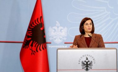 Ministrja shqiptare Milena Harito viziton Prishtinën