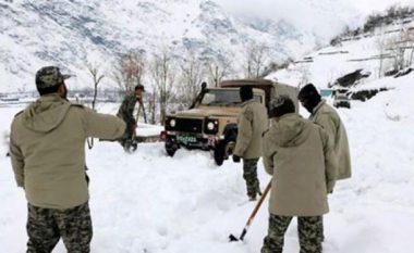 Afganistan, dhjetëra të vdekur nga stuhitë e borës