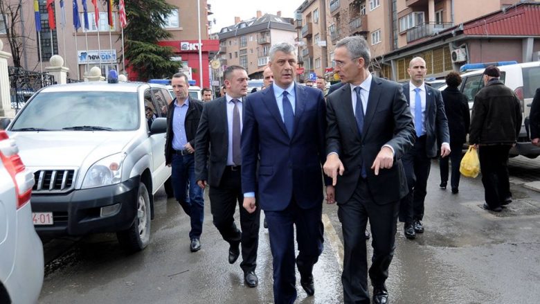 Thaçi takohet me sekretarin e NATO-s